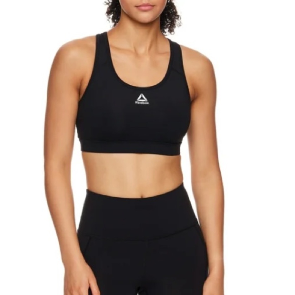 3/30 Reebok black sports bra medium support NEW